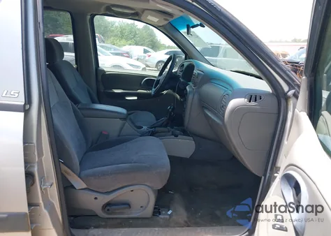 2004 Chevrolet Trailblazer Ls from USA, damaged, VIN 1GNDS13S142433228